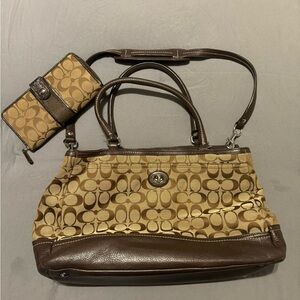 Coach purse and matching wallet